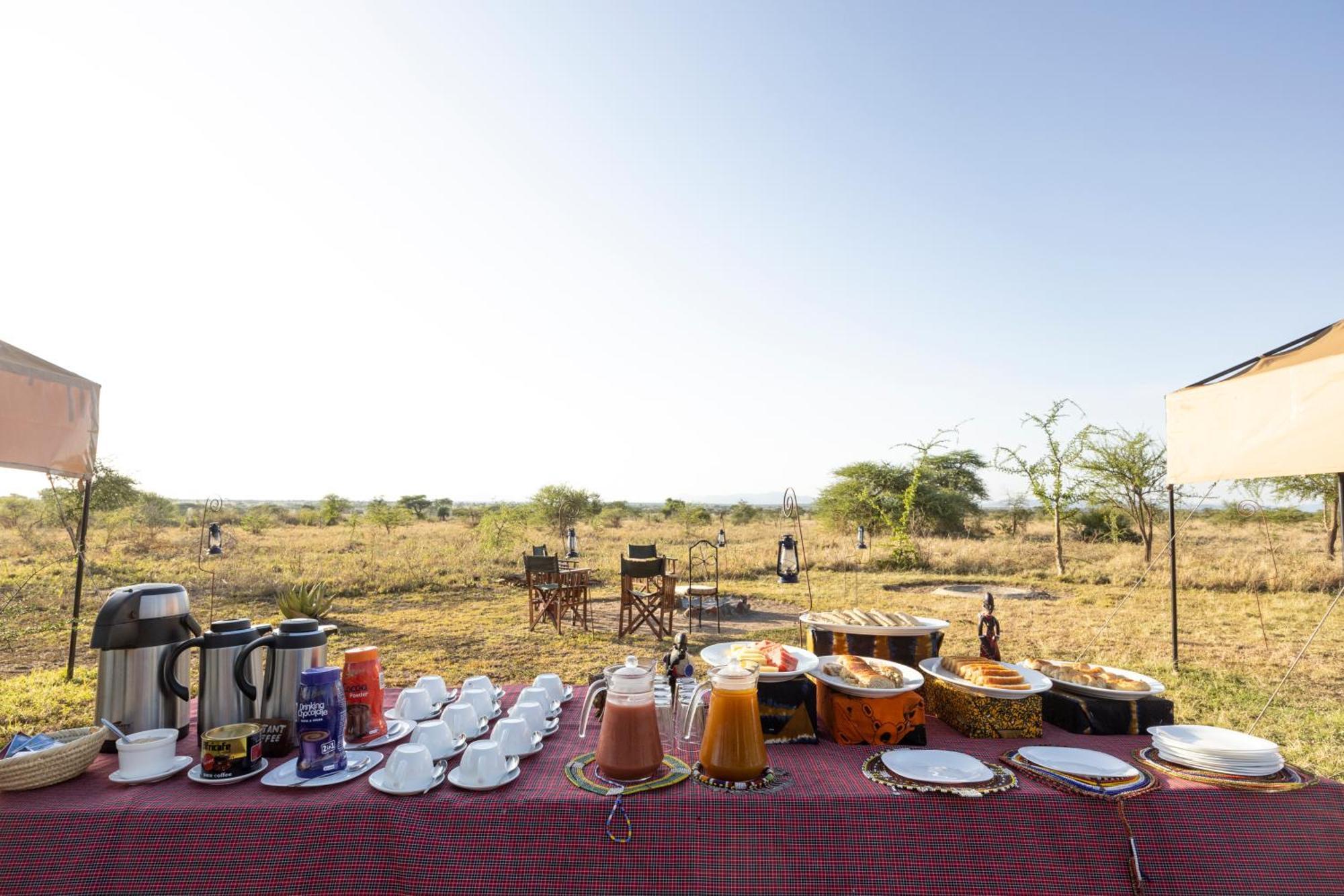 Africa Safari Serengeti Ikoma Camping Hotel Exterior photo